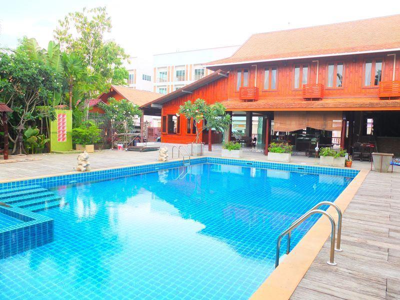 At Home Resort Pattaya Exterior foto